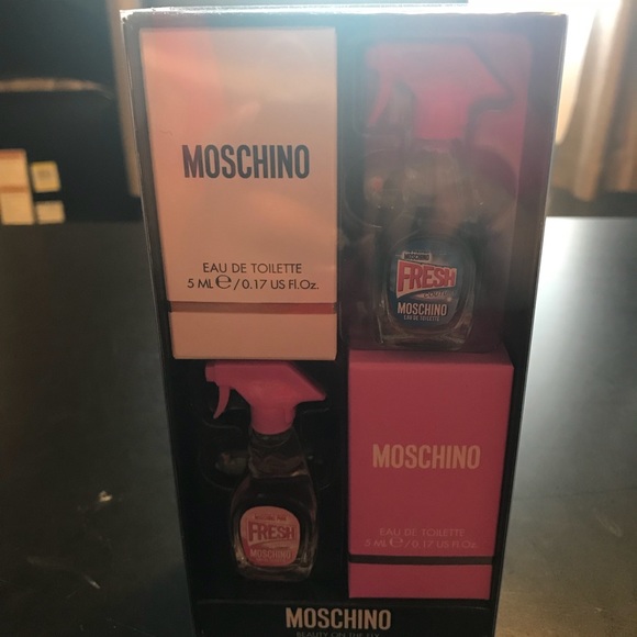 moschino mini gift set